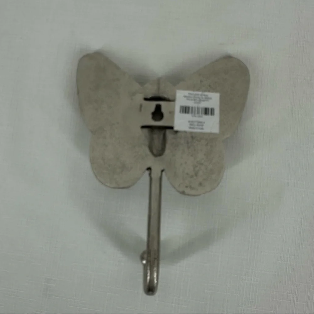 Land of Nod Lot of 2 Silver Butterfly Hooks 5 x 6.5” - Picture 8 of 14